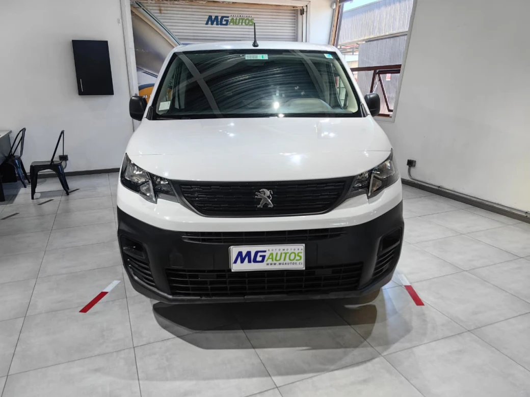 imagen 0 de vehiculo con id 2100